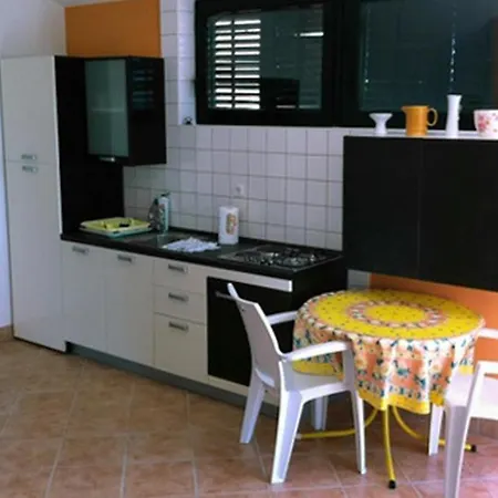 With Wifi Jadranovo, Crikvenica - 3237 아파트 *