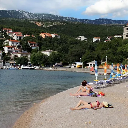 Apartamento With Wifi Jadranovo, Crikvenica - 3237 *