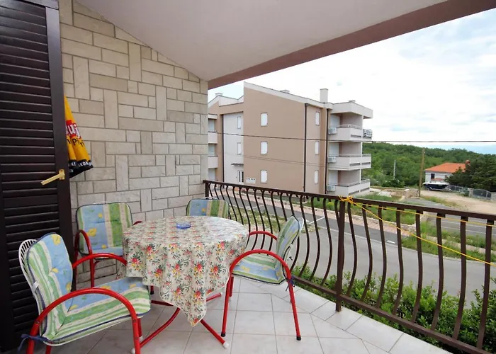 With Wifi Jadranovo, Crikvenica - 3237 דירה יאדראנובו